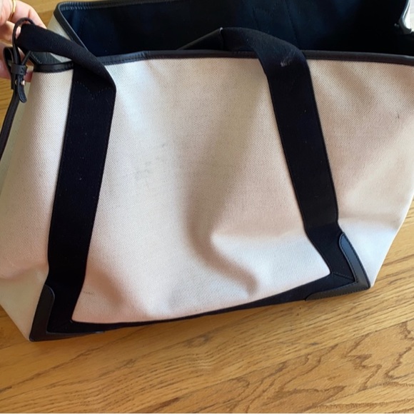 COPY - Balenciaga Tote - Picture 3 of 10